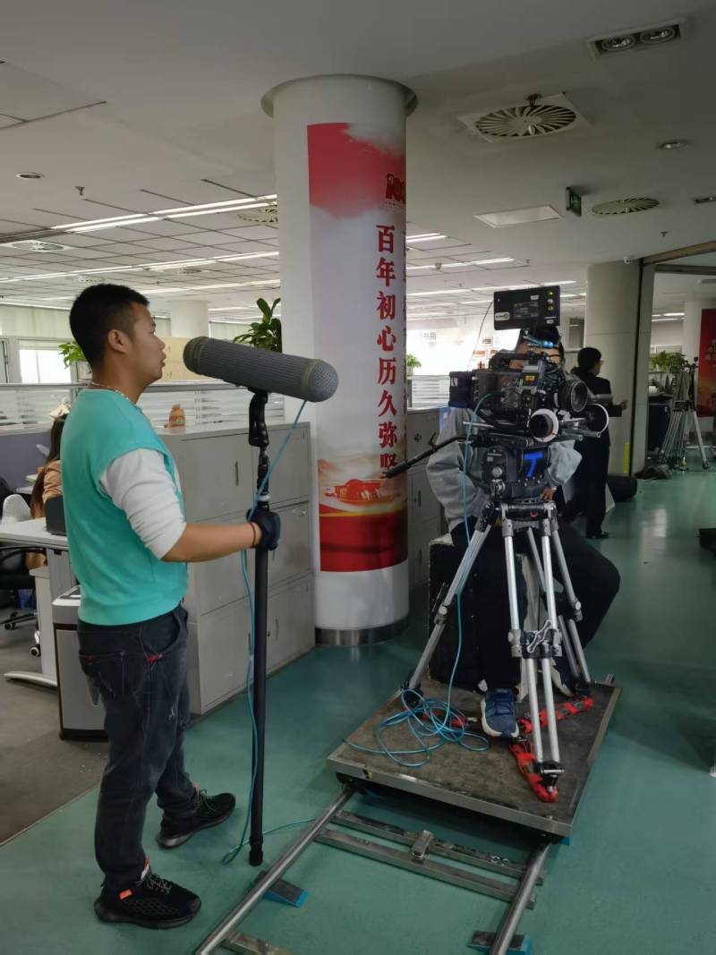 锡林浩特市广告片拍摄：用故事化表达传递品牌温度，拉近与用户的距离！